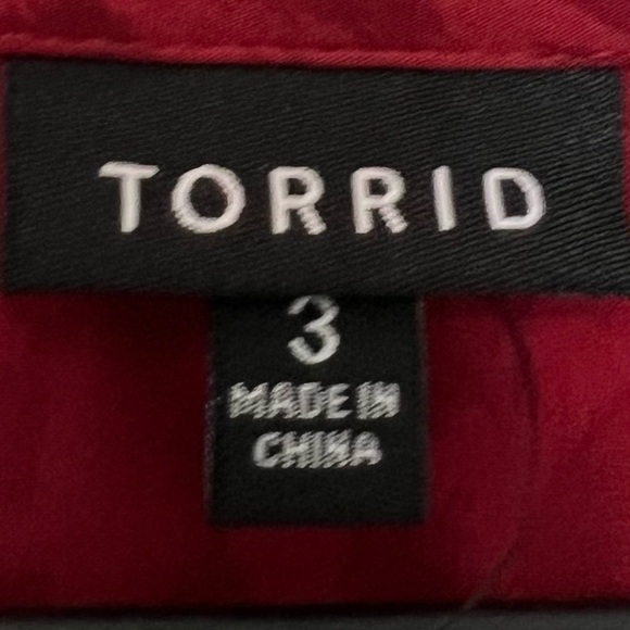 Torrid Chablis Button-Front Top in Red Multi Cheetah / Leopard Print Size 3X - Picture 7 of 8